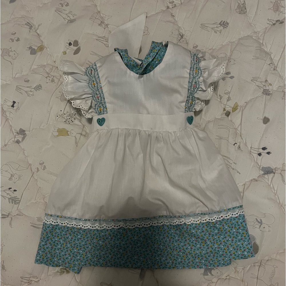 Beautiful floral smock dress